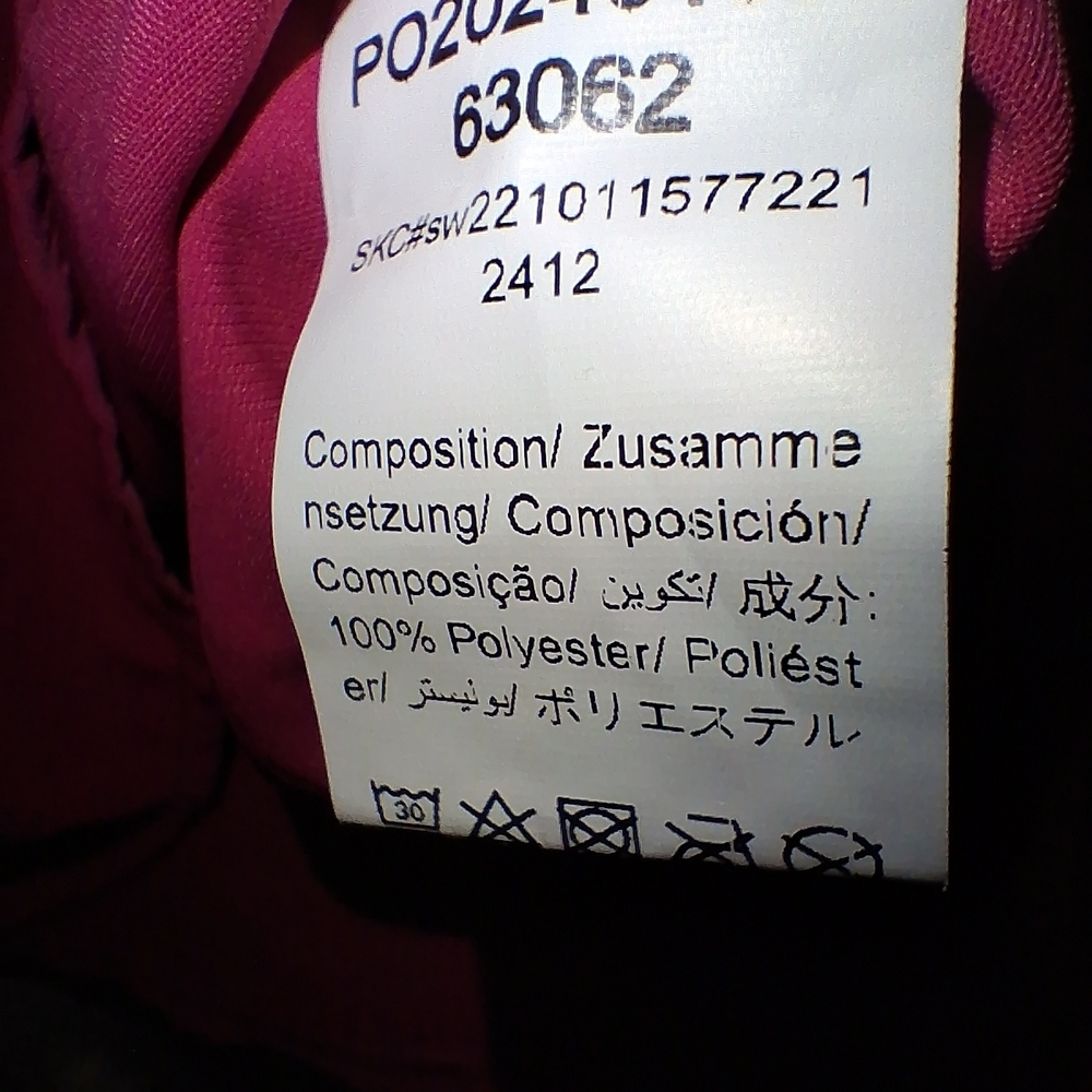 Chic Women's V-neck Blouse in Vibrant Pink - Picture 4 of 6